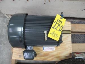 MOTOR, ELECTRIC TYPE, 7-1/2 HORSEPOWER, 208-230/460 ELEC RATING, 3600 (NOMINAL) RPM, 213T FRAME, 20.4-18.4/9.2 AMPS, TEFC ENCLOSURE, CONTINUOUS DUTY, 1.25 SERVICE FACTOR. NEMA DESIGN B NEMA CODE H CLASS-F INSULATION, PART # T759/U7E1D (W-44) LOADING & HANDLING FEE $15-